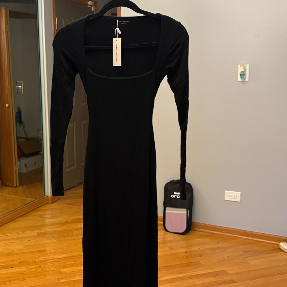 Naked Wardrobe Elegant Black Long Sleeve Dress